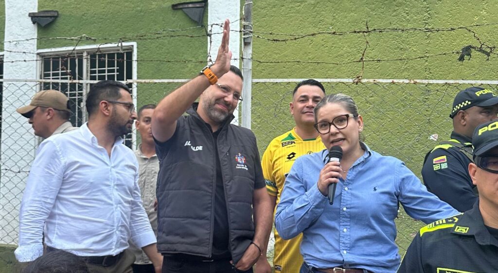 Granjas de Julio Rincón será legalizado, la espera terminó