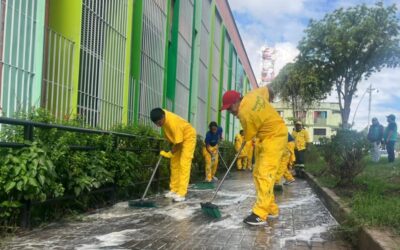 Bucaramanga retoma jornadas de limpieza con apoyo de exhabitantes de calle