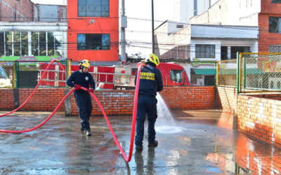 Cuerpo de Bomberos acompañó jornada del alcalde en el Girardot