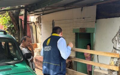 Alcaldía recorre sectores afectados por lluvias para atender a familias vulnerables