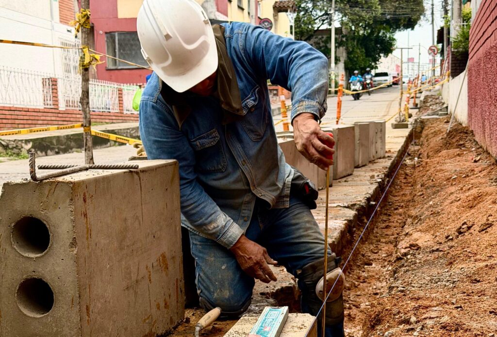 Más de 750 metros cuadrados de andenes ya transforman la ciudad