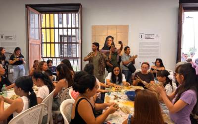 Arte, fe y emociones que se moldean en taller de arcilla