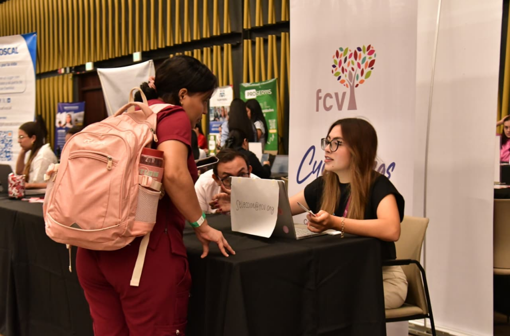 Bucaramanga encontró camello en la Feria de Empleo