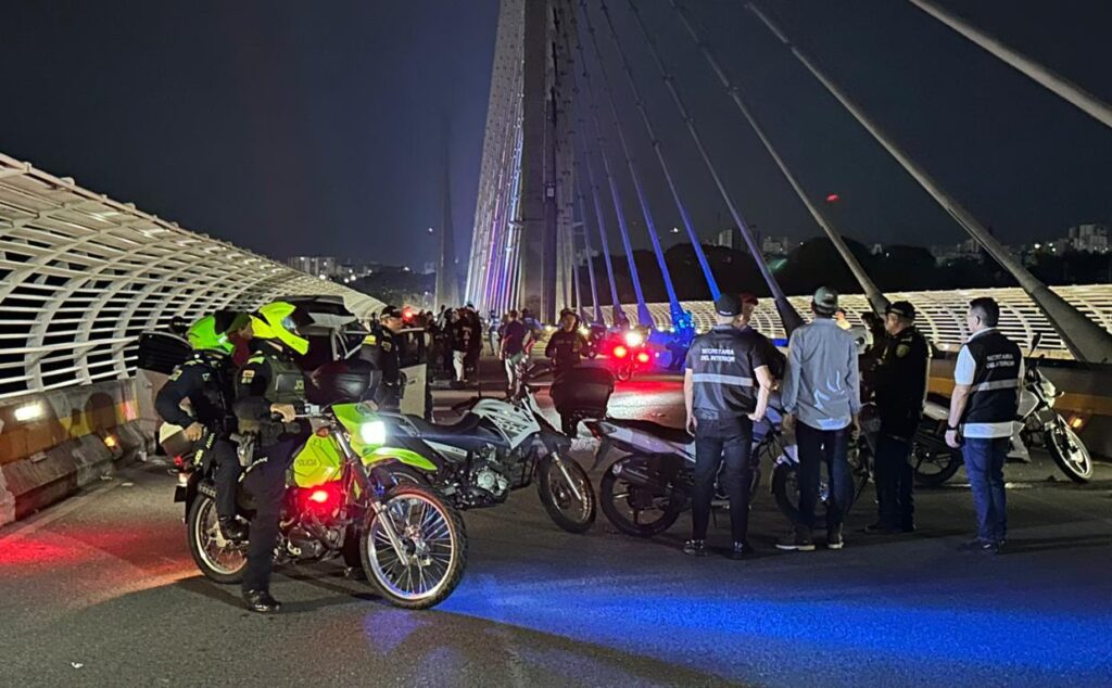 Contundente operativo contra piques y caravanas ilegales deja 40 motocicletas inmovilizadas en Bucaramanga