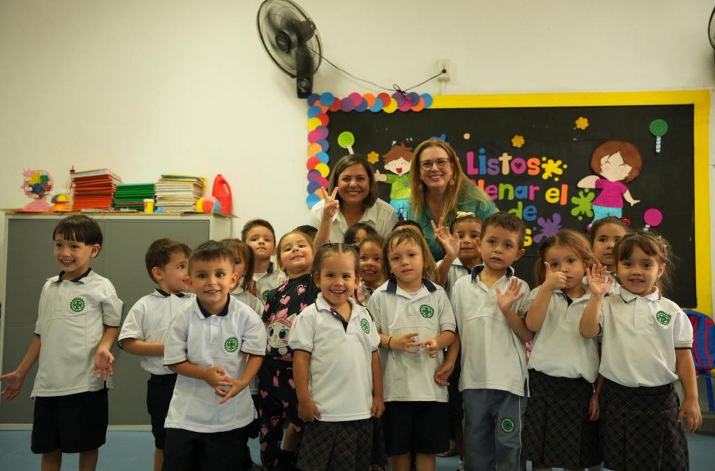 Más de 412 millones para renovación de colegios en Bucaramanga