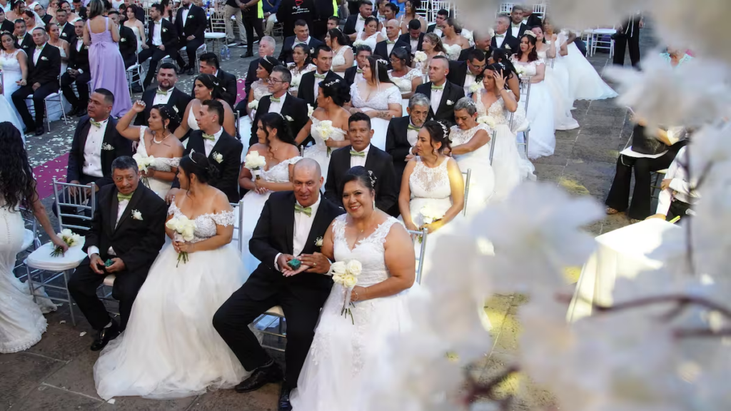 Estas son las 60 parejas del matrimonio colectivo en Bucaramanga