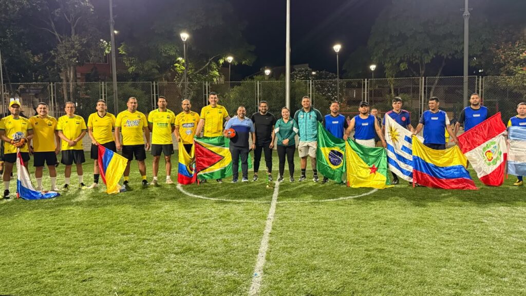 INDERBU renovó la cancha sintética de Jardines de Coaviconsa