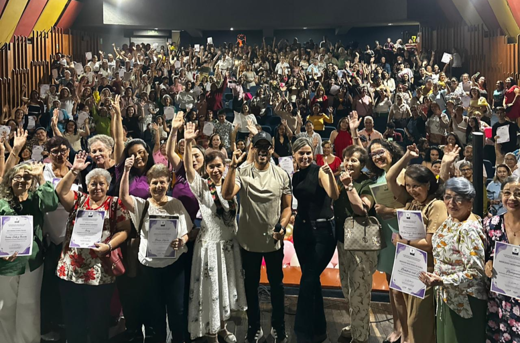 Más de 400 personas graduadas de los cursos del Centro Integral de la Mujer