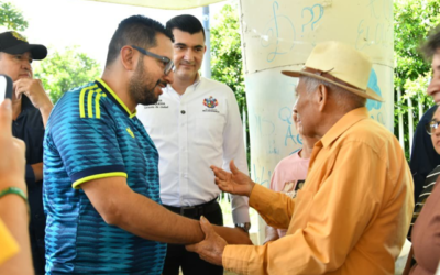 Alcalde Portilla llevó beneficios al barrio La Feria