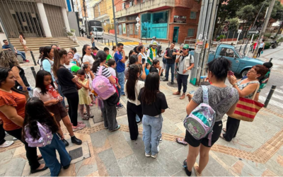 Bucaramanga dio inicio a las rutas de turismo comunitario con un recorrido por el Paseo España.